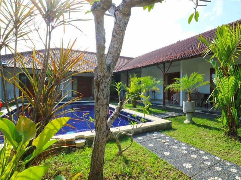 Pererenan Nengah Guest House Canggu Exterior photo