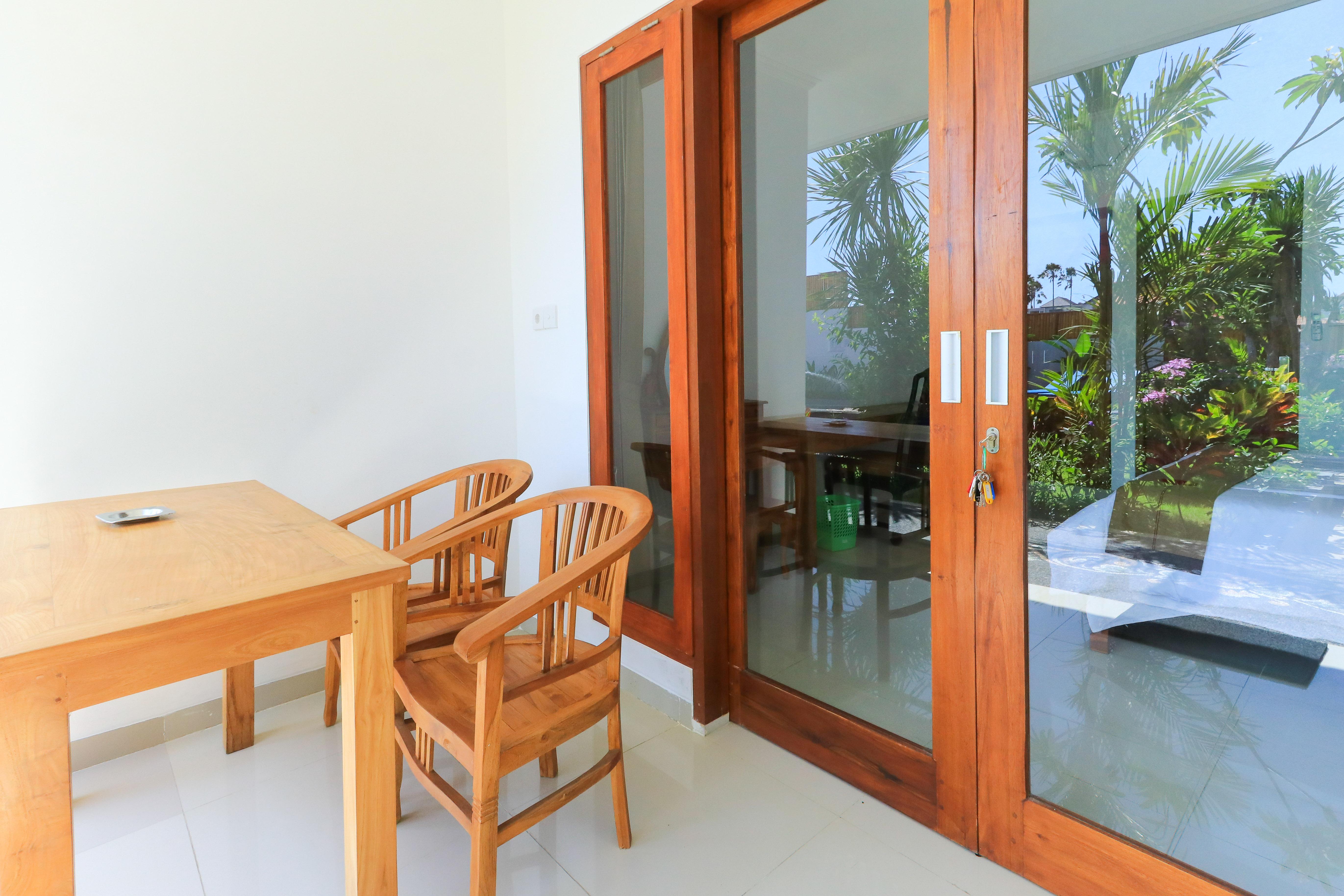 Pererenan Nengah Guest House Canggu Exterior photo